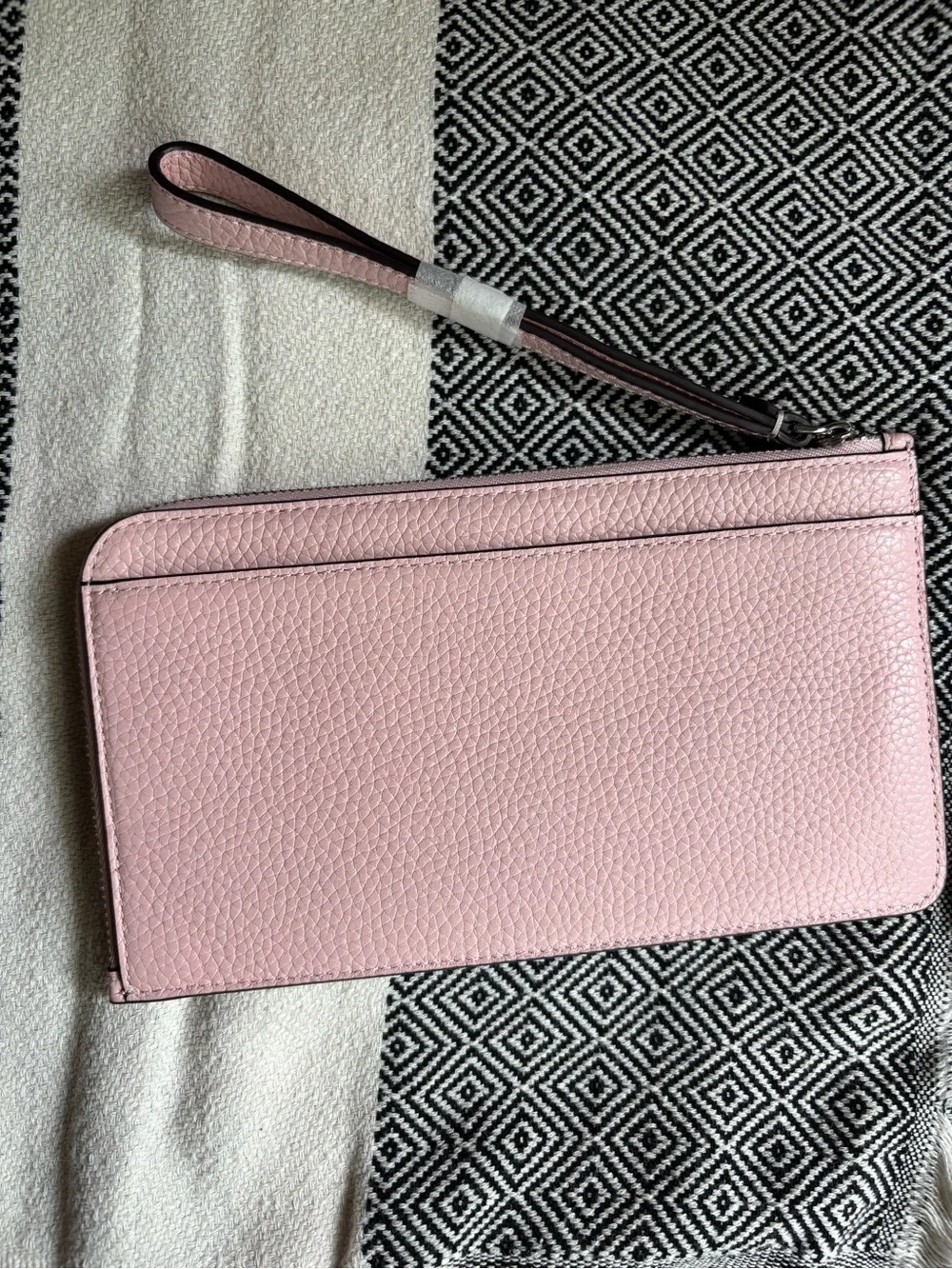 kate spade pink wristlet